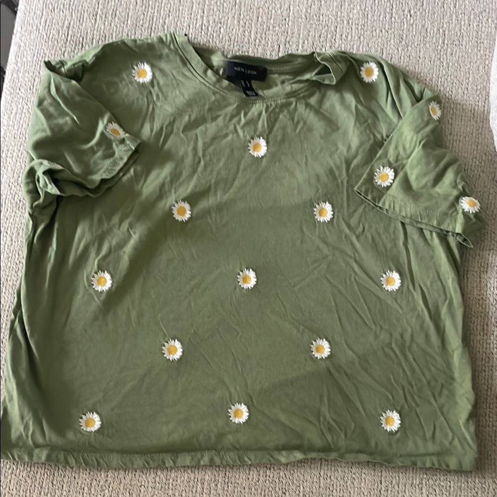 New Look Green Boxy Embellished Short Sleeve Tee